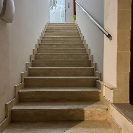 No. 38 Appartments سليمة المظهر الخارجي الصورة